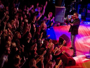 25 Jarig Jubileumfeest met Jeroen van der Boom