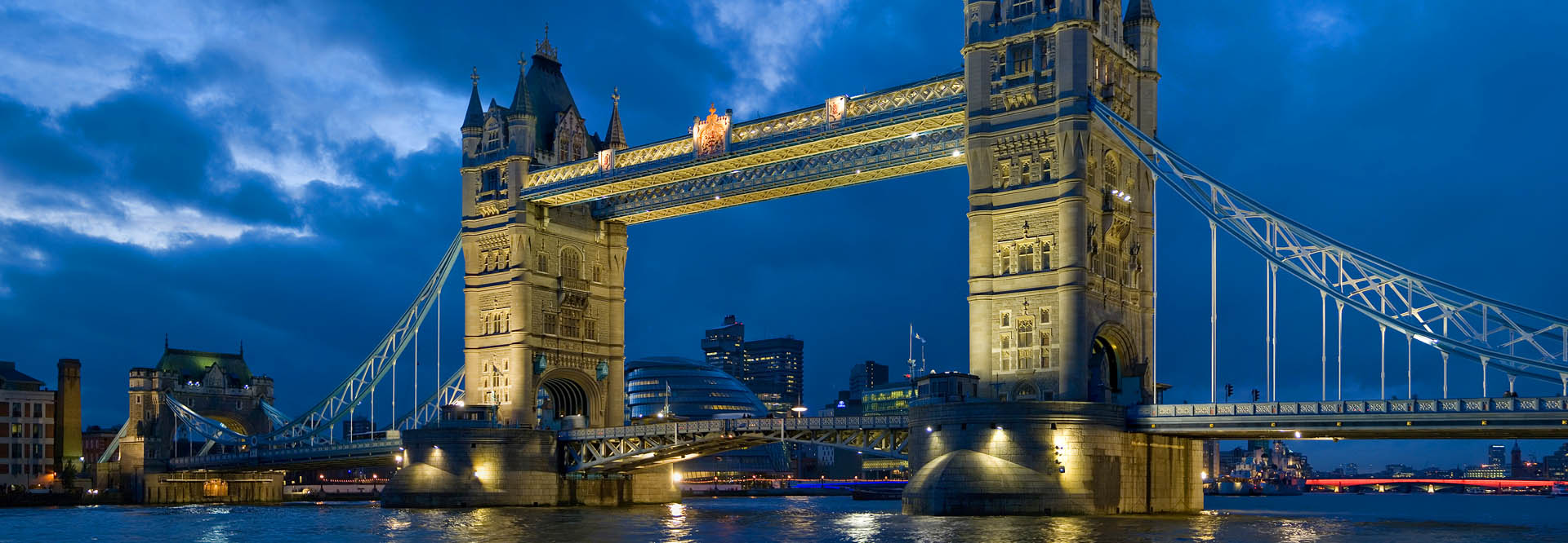 Bedrijfsuitje met overnachting en personeelsreis naar Londen