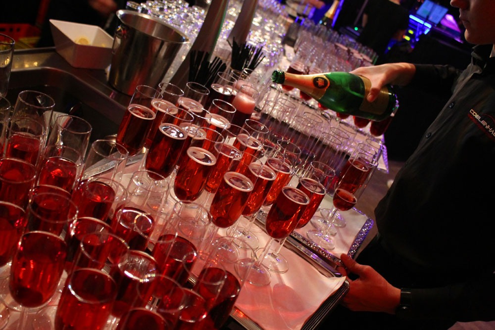 Bedrijfsfeest op eigen locatie organiseren Bedrijfsfeest op eigen locatie organiseren