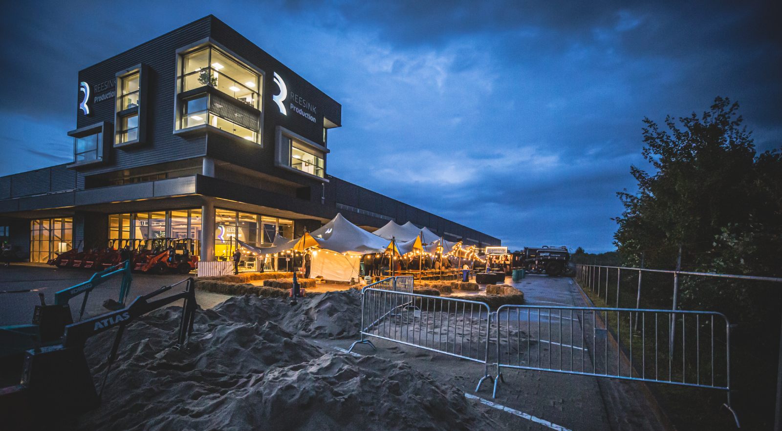 Familiedag en personeelsfeest op eigen locatie Familiedag en personeelsfeest op eigen locatie