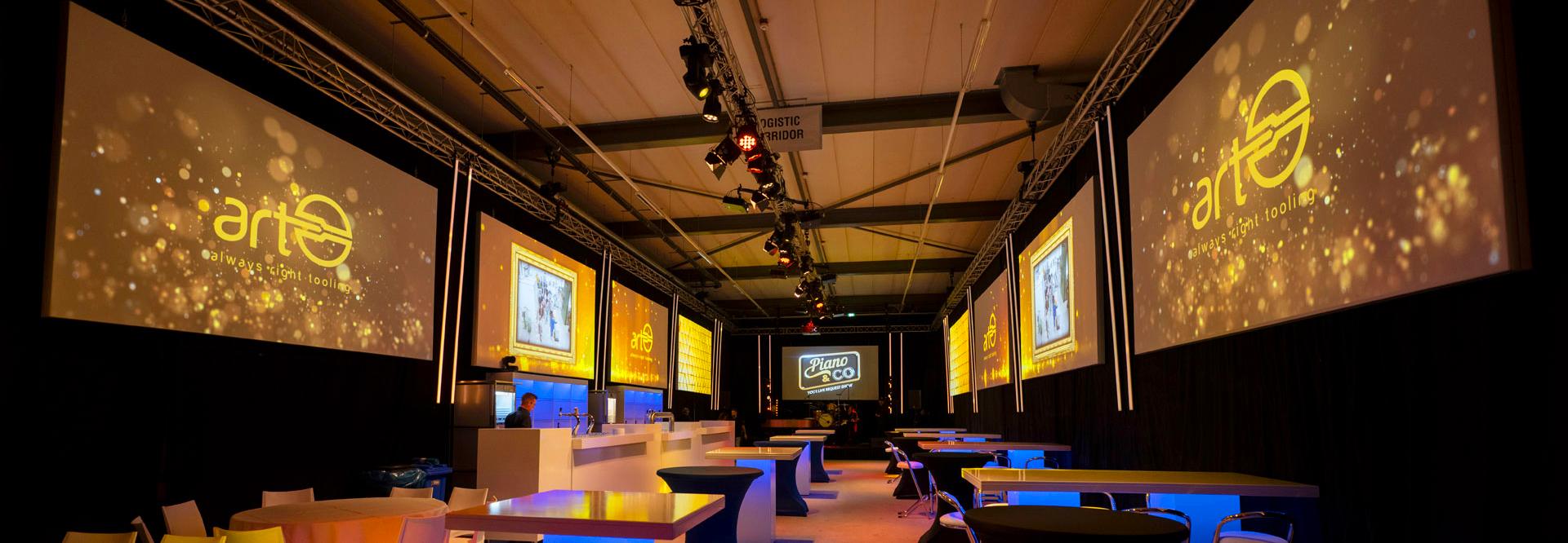 Bedrijfsfeest / personeelsfeest op eigen locatie / terrein met live-band