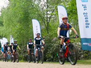 Sportdag organiseren voor het bedrijf: medewerkers vitaal houden & verbinden