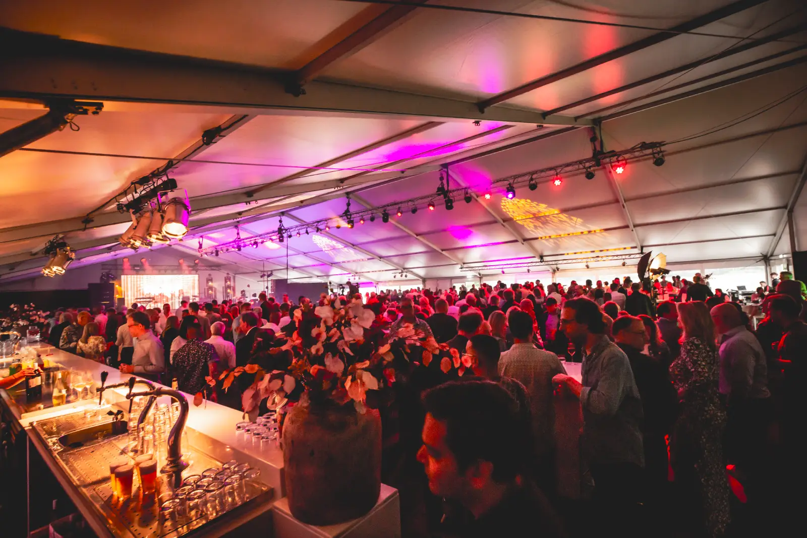 Jubileum event (bedrijfsfeest) op eigen locatie te Rotterdam