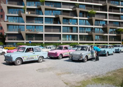 Onze aanrader: een Trabant Rally door Berlijn, om medewerkers dichter bij elkaar te brengen