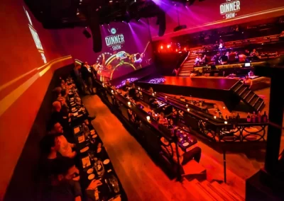 Een unieke teambuilding avond tijdens uw congres met een geweldige dinnershow