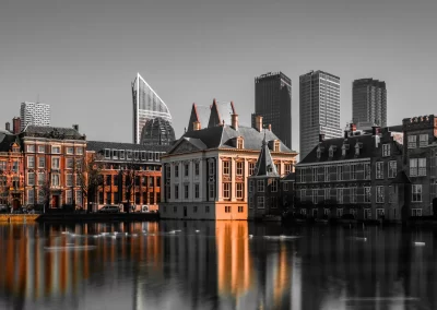's Gravenhage is de thuisstad van het Nederlandse kabinet, gevestigd aan de Hofvijver