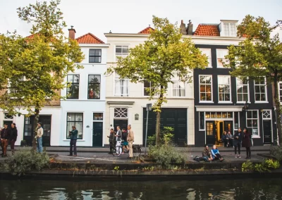 Nederland (ook Den Haag) staat bekend om de oude herenhuizen