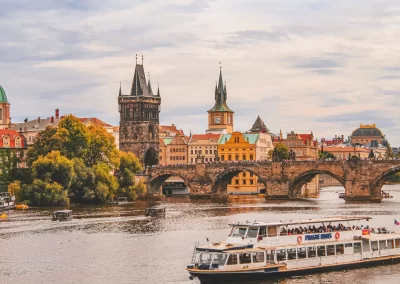 De klassieke bruggen over de Moldau zijn prachtig, en zorgen voor een fraaie sfeer voor uw congres