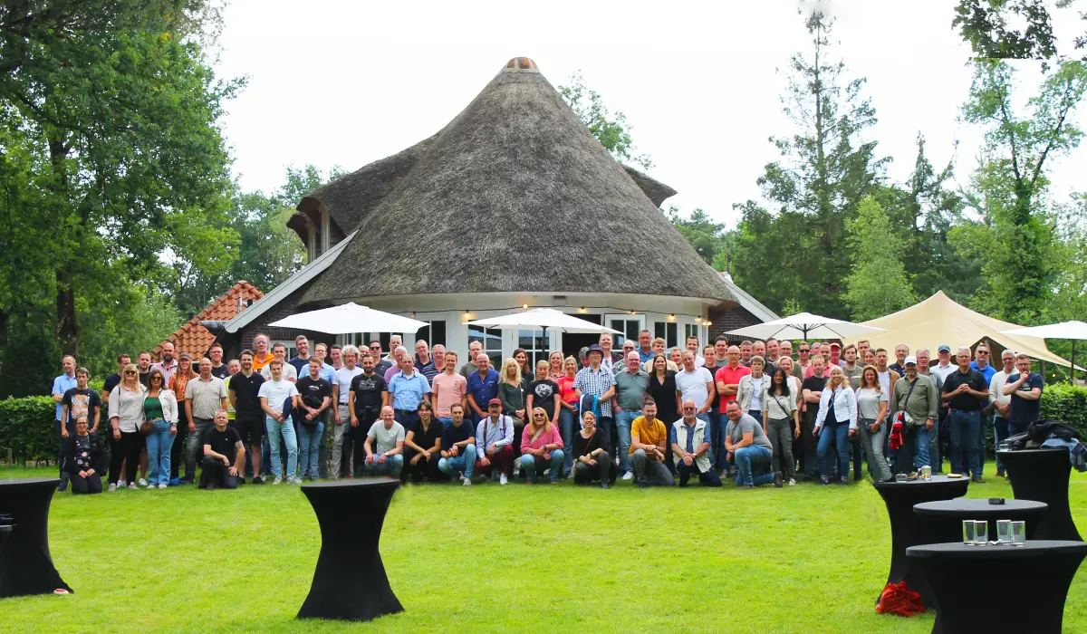 Jubileumfeest ter ere van 100 jarig bestaan bedrijfsjubileum Jubileumfeest ter ere van 100 jarig bestaan bedrijfsjubileum