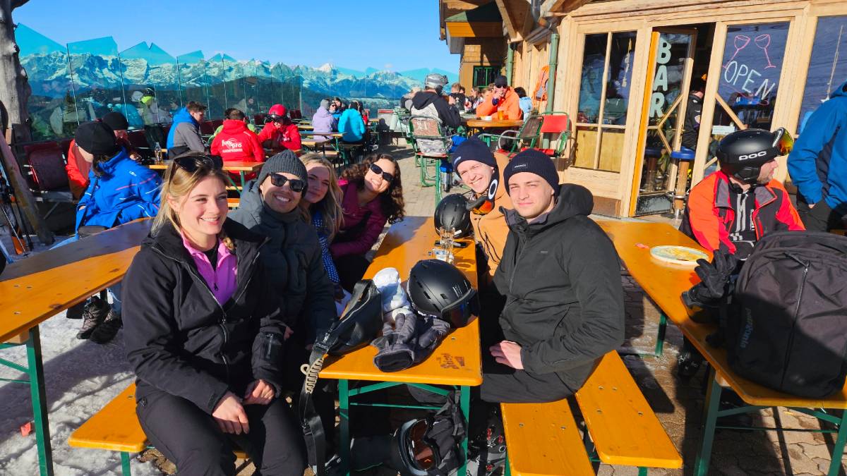Skitrip (skiën) als bedrijfsuitje en personeelsreis voor Vitakruid
