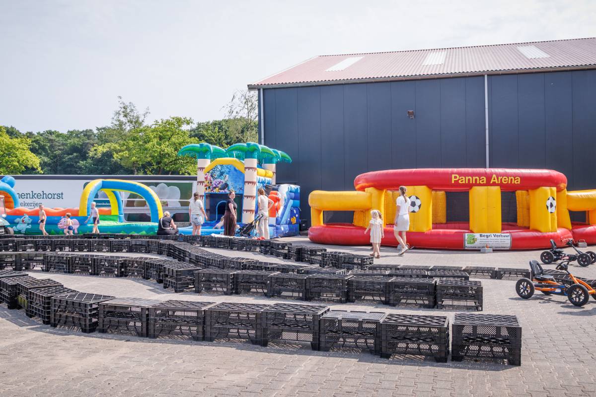 Bedrijfsopening en event ter ere van bedrijfsjubileum op eigen locatie (bedrijf) van Menkehorst Kwekerijen Bedrijfsopening en event ter ere van bedrijfsjubileum op eigen locatie (bedrijf) van Menkehorst Kwekerijen