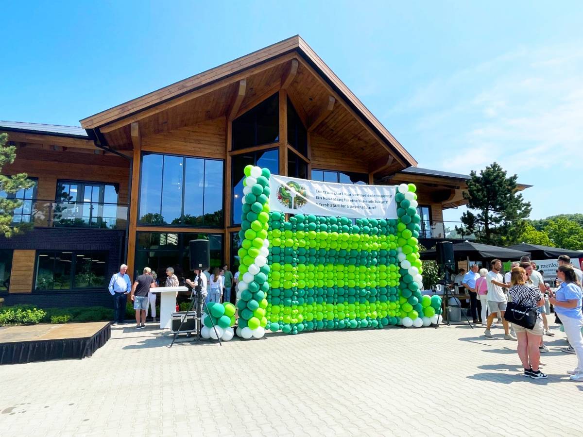 Bedrijfsopening en event ter ere van bedrijfsjubileum op eigen locatie (bedrijf) van Menkehorst Kwekerijen Bedrijfsopening en event ter ere van bedrijfsjubileum op eigen locatie (bedrijf) van Menkehorst Kwekerijen