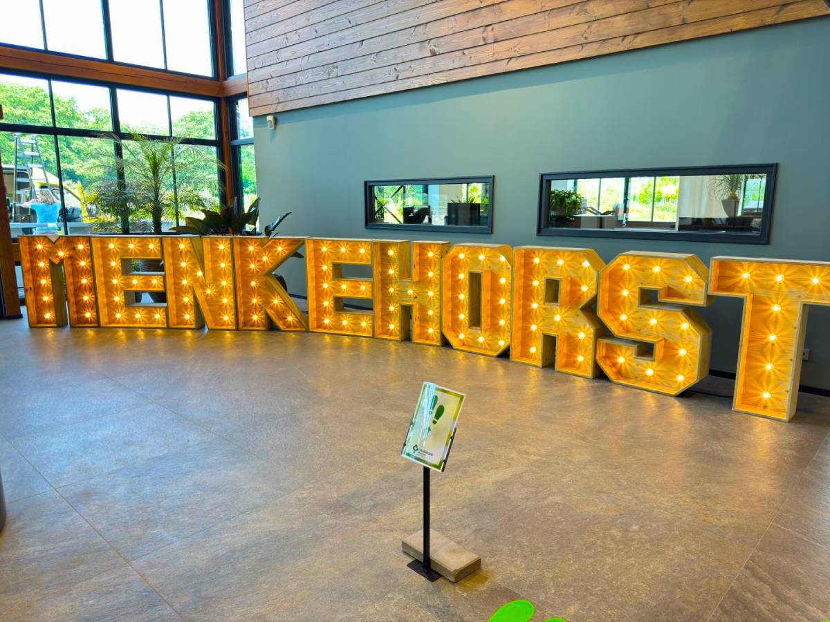 Bedrijfsopening en event ter ere van bedrijfsjubileum op eigen locatie (bedrijf) van Menkehorst Kwekerijen Bedrijfsopening en event ter ere van bedrijfsjubileum op eigen locatie (bedrijf) van Menkehorst Kwekerijen