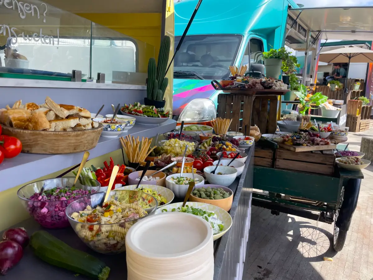 Bedrijfsfeest op eigen locatie van het bedrijf Bedrijfsfeest op eigen locatie van het bedrijf