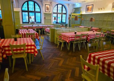 Samen lekker eten, dat kan zeker in Munchen. Ideaal voor jullie bedrijfsuitje met overnachting naar Munchen